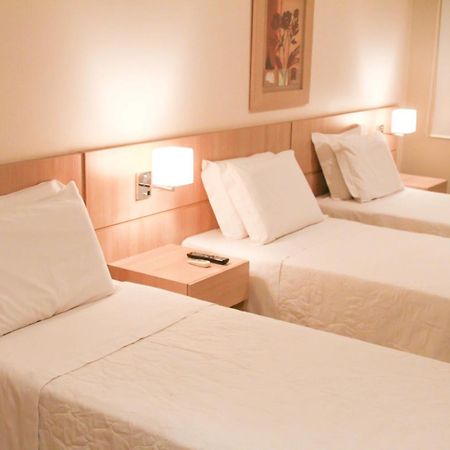 Gales Park Hotel Dourados Kamer foto