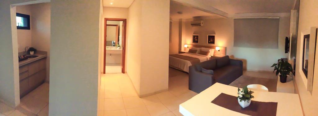 Gales Park Hotel Dourados Kamer foto