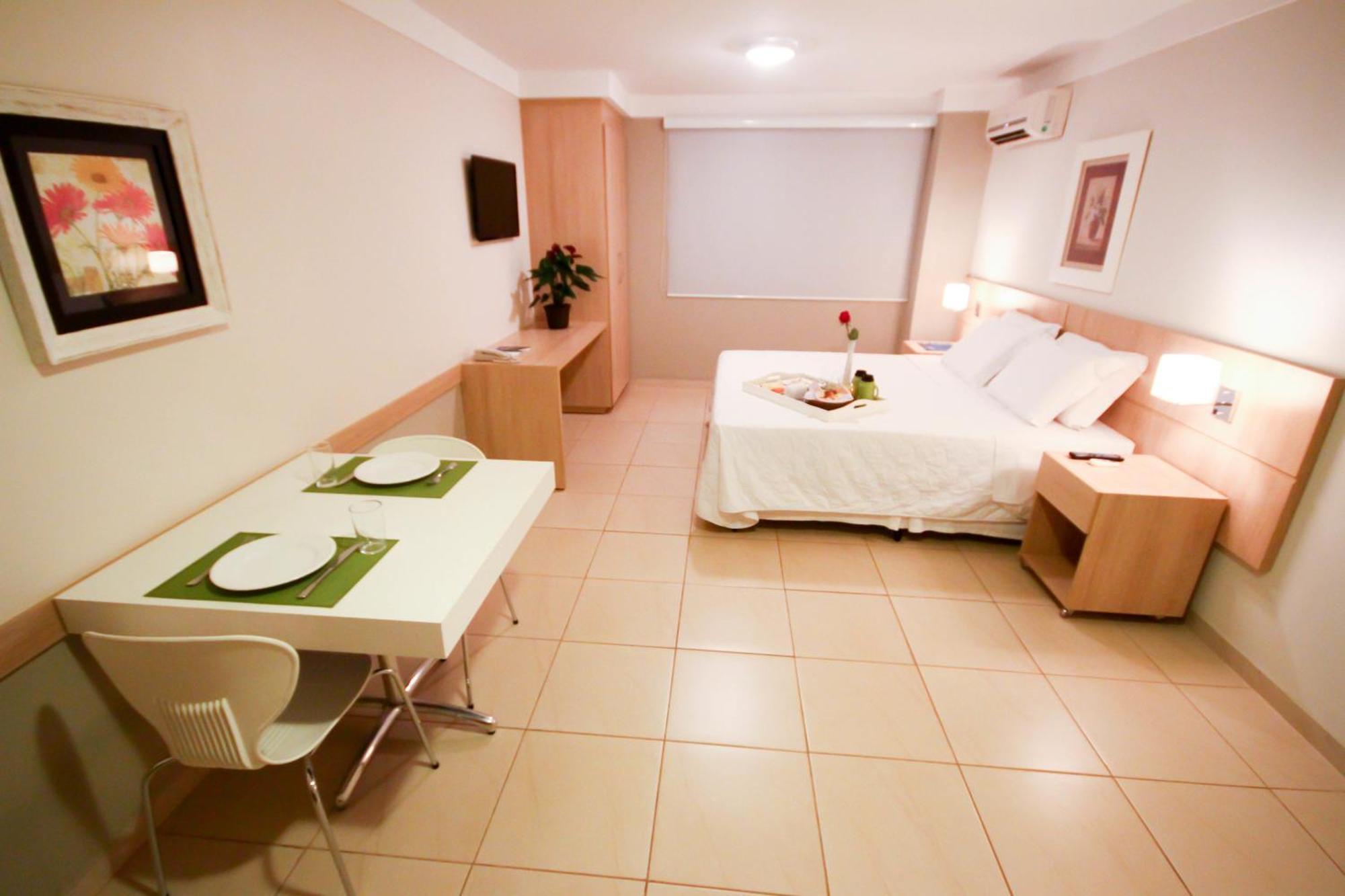Gales Park Hotel Dourados Kamer foto