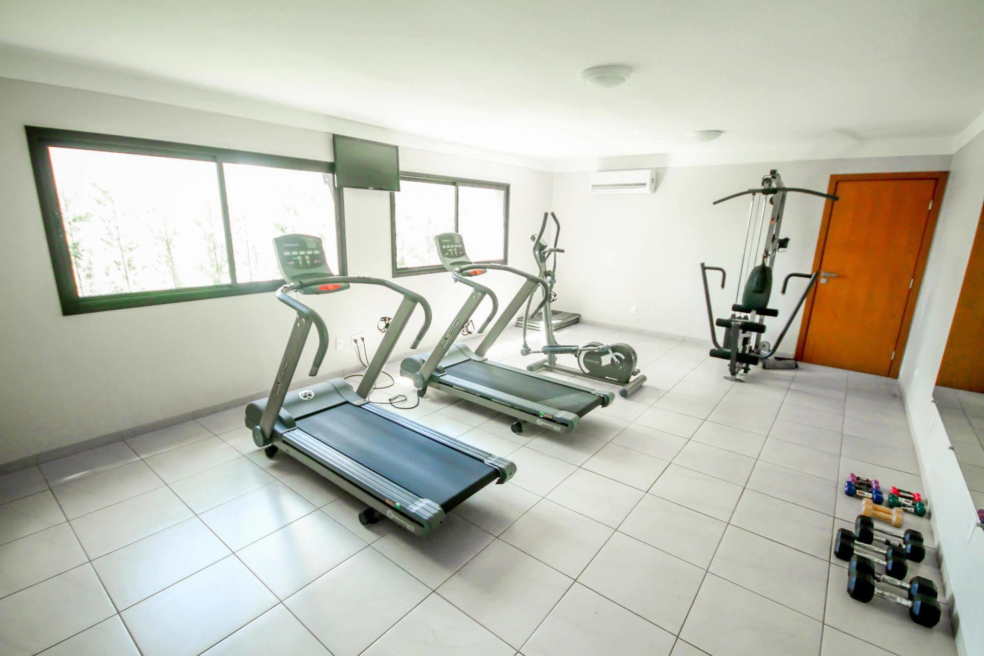 Gales Park Hotel Dourados Buitenkant foto